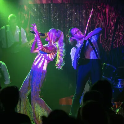 Red Cat Cabaret: Noc na Broadway - The Only Helga Show